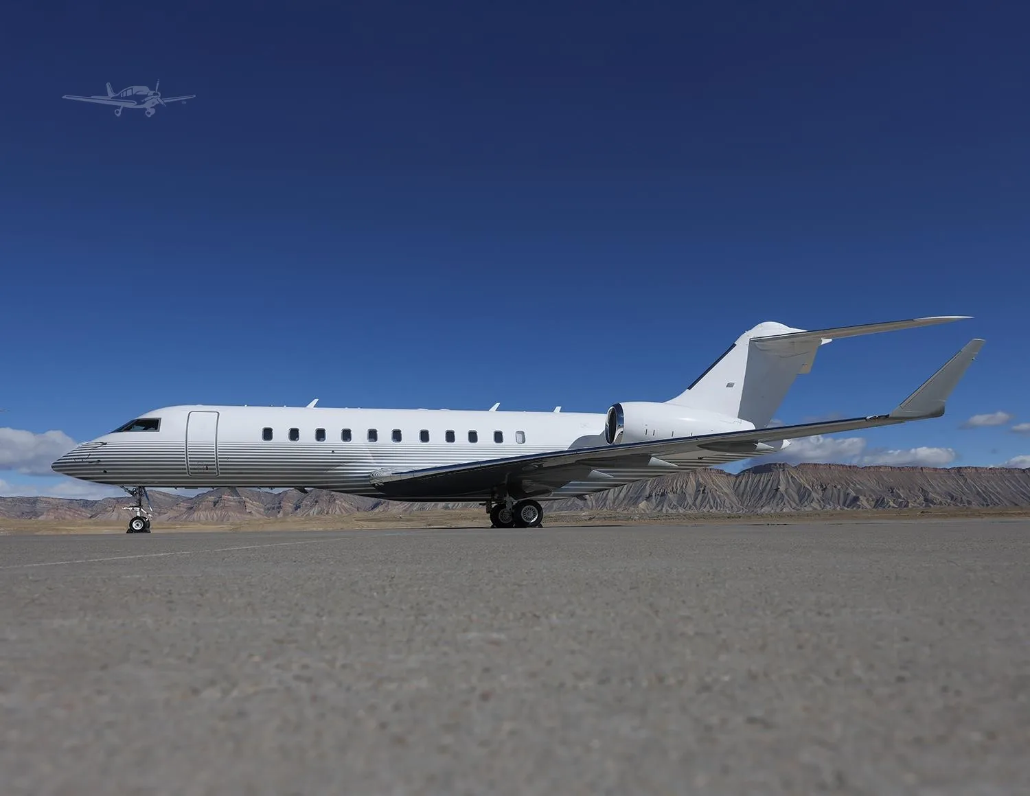 Marketing image of a 2007 BOMBARDIER GLOBAL 5000.
