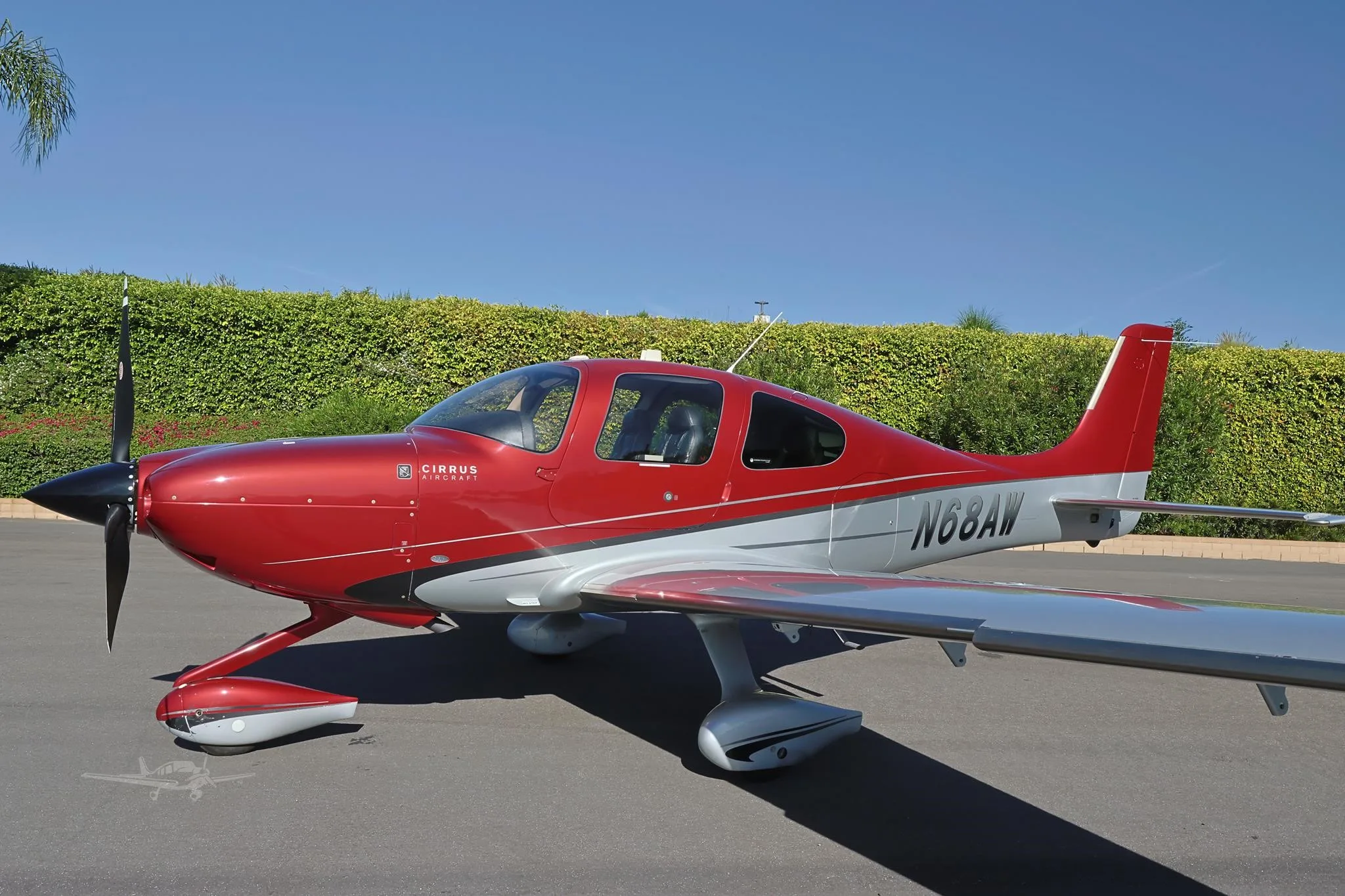 Exterior view of a 2012 CIRRUS SR22-G3 TURBO, N68AW.
