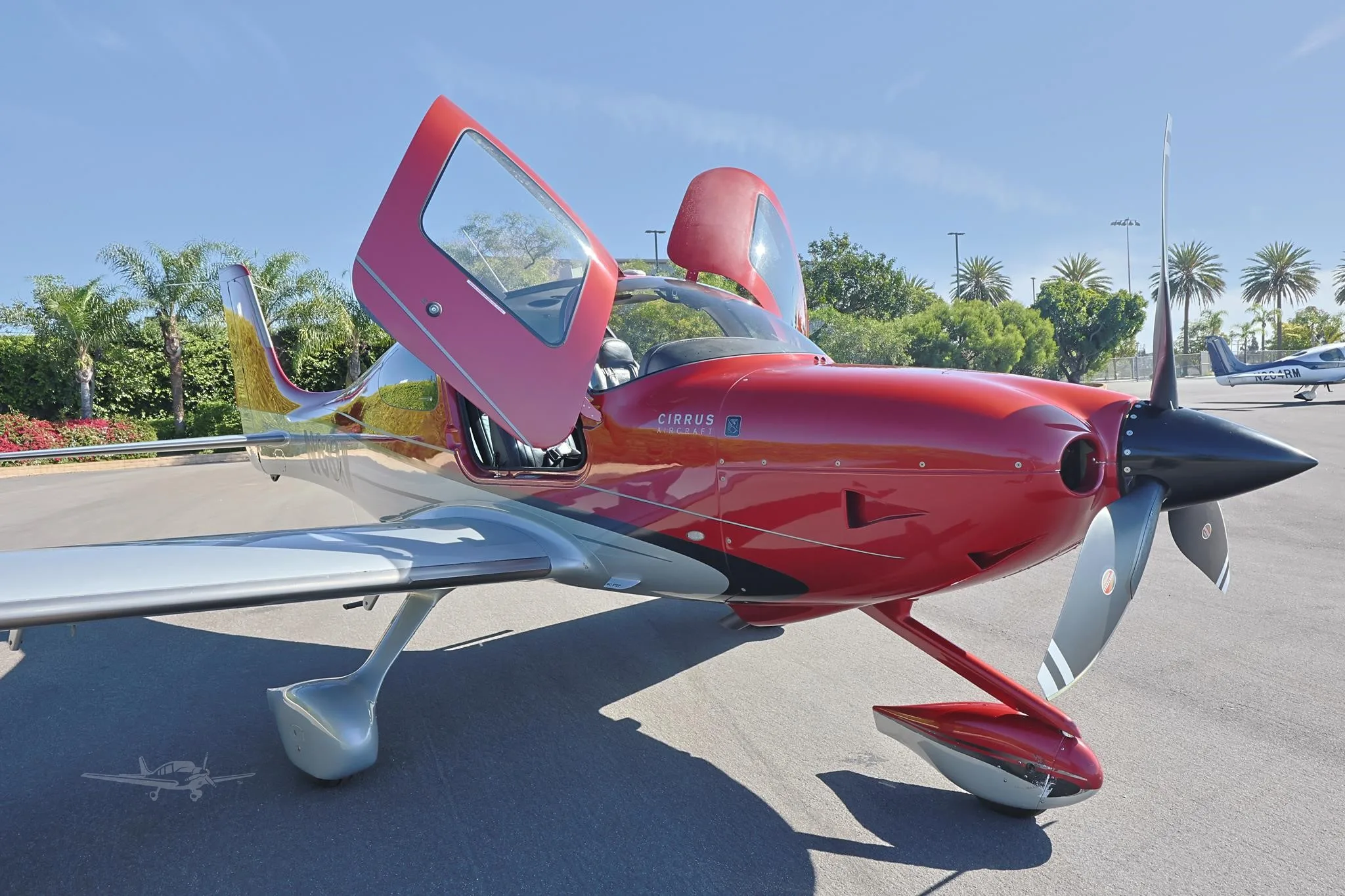 Exterior view of a 2012 CIRRUS SR22-G3 TURBO, N68AW.