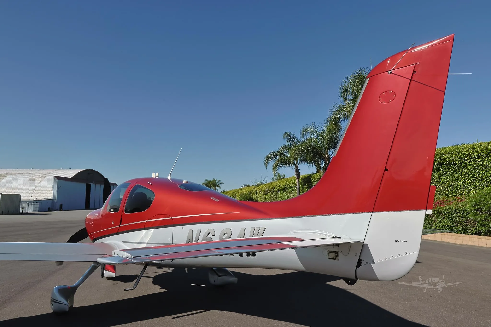 Marketing image of a 2012 CIRRUS SR22-G3 TURBO.