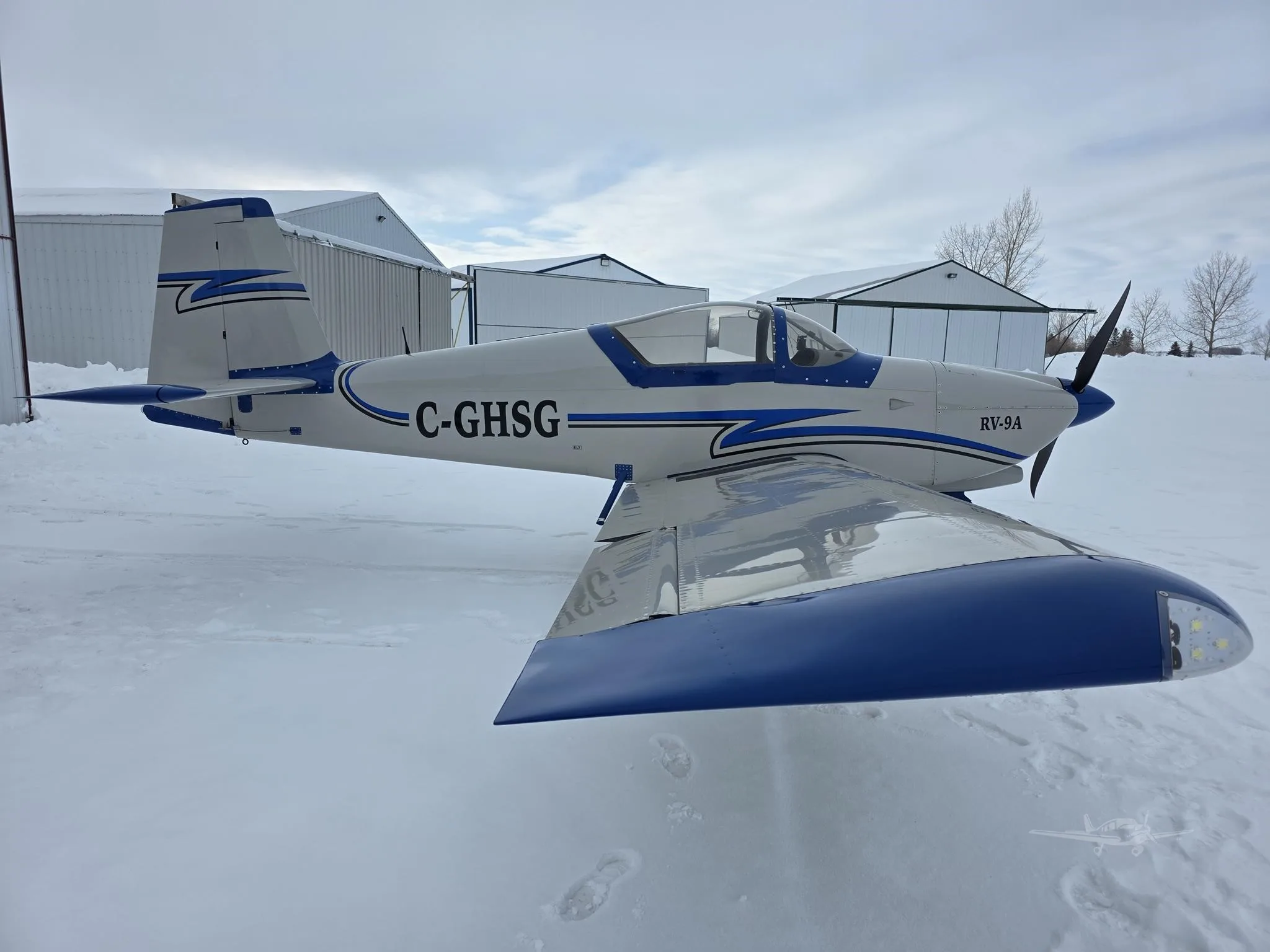 Marketing image of a 2012 VANS RV-9A.