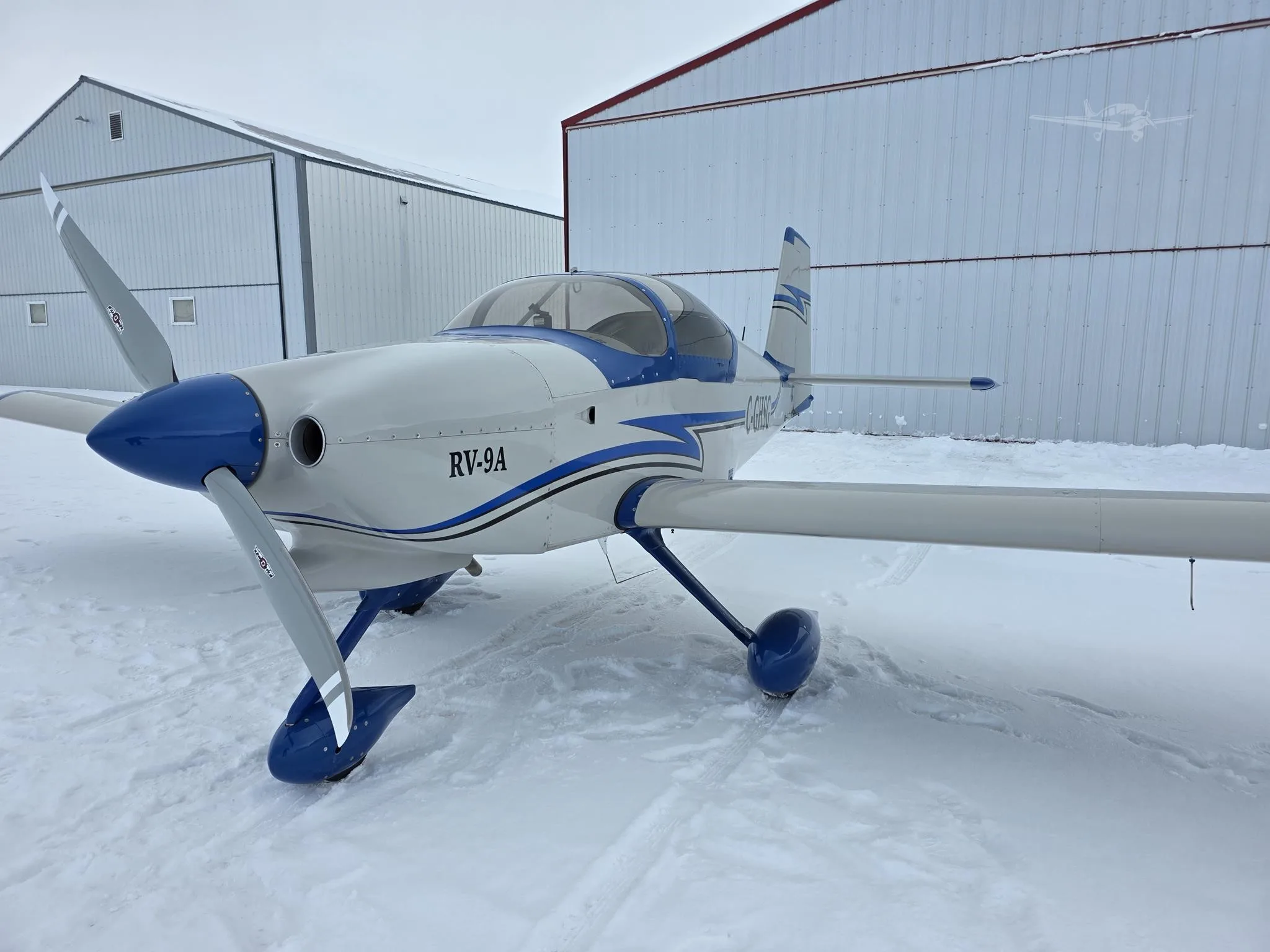Exterior view of a 2012 VANS RV-9A, C-GHSG.