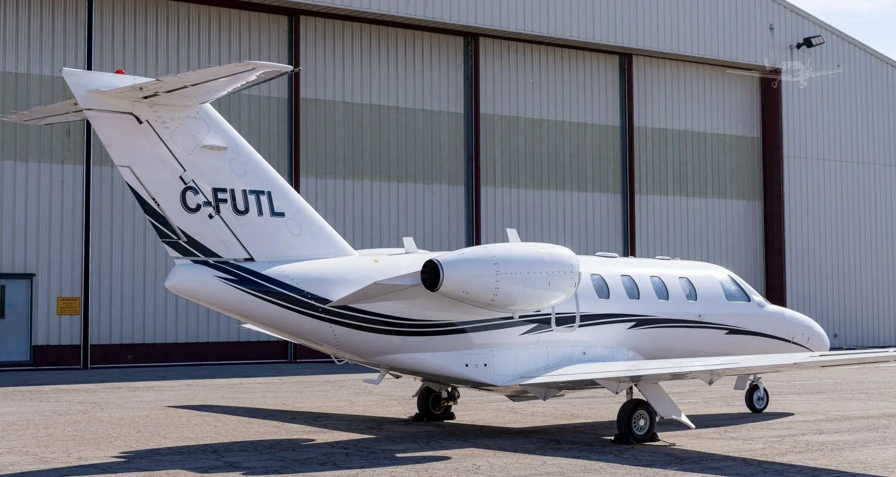 Exterior view of a 2007 CESSNA CITATION CJ1+, C-FUTL.