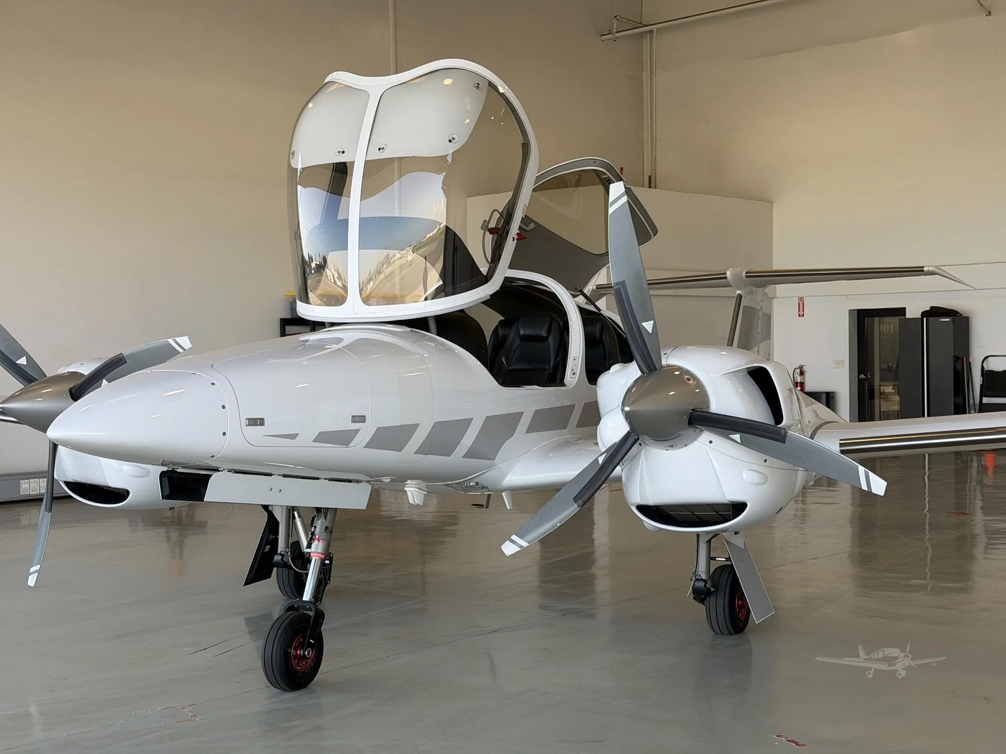 Marketing image of a 2016 DIAMOND DA42 VI.
