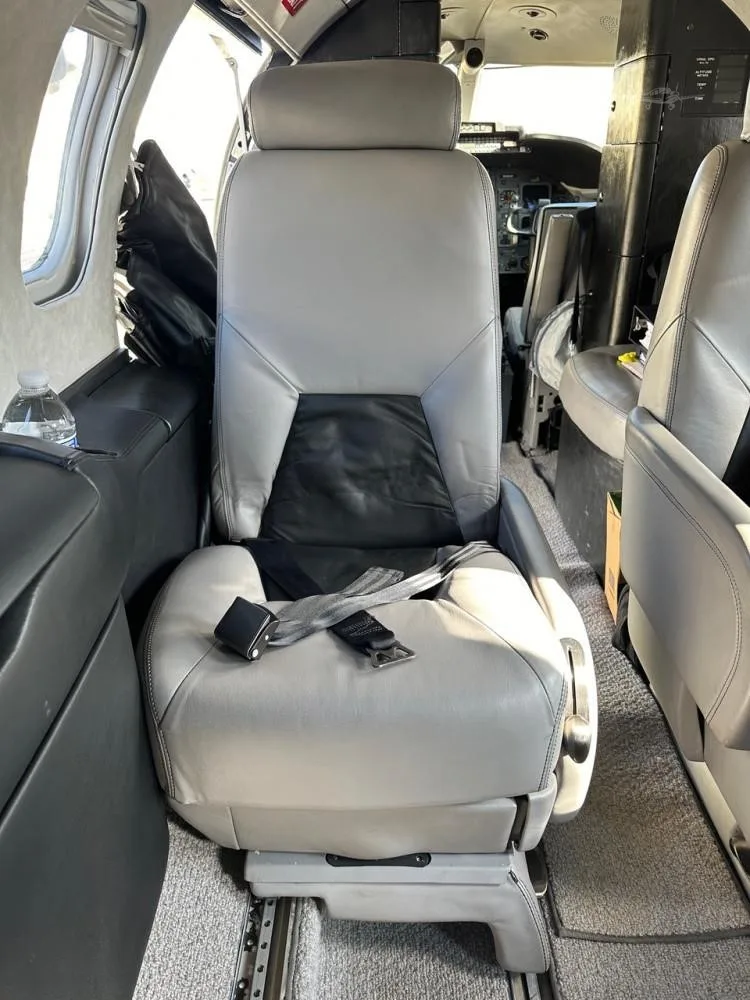 Cabin interior of a 1994 LEARJET 31A.