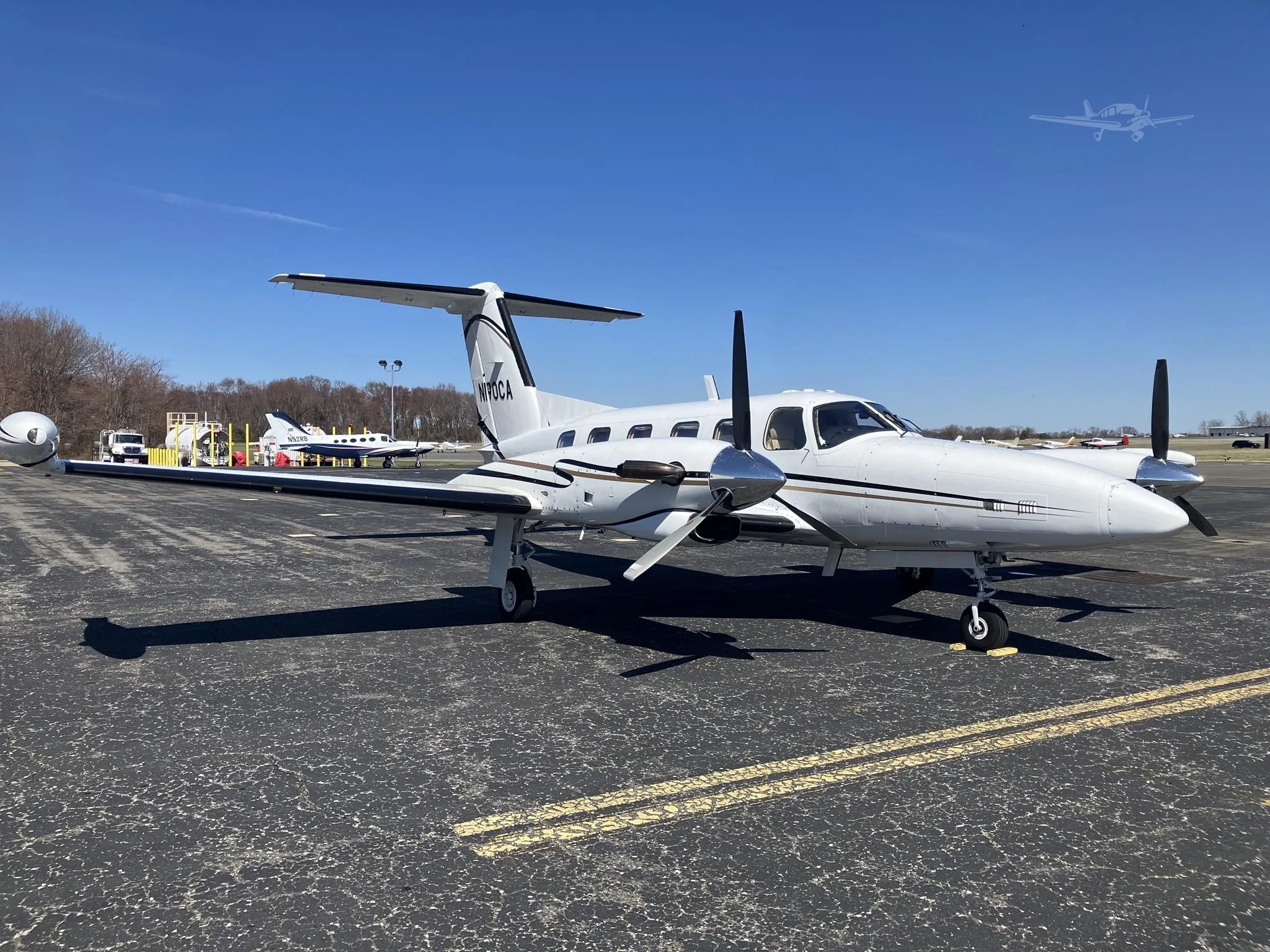 Exterior view of a 1981 PIPER CHEYENNE III, N190CA.
