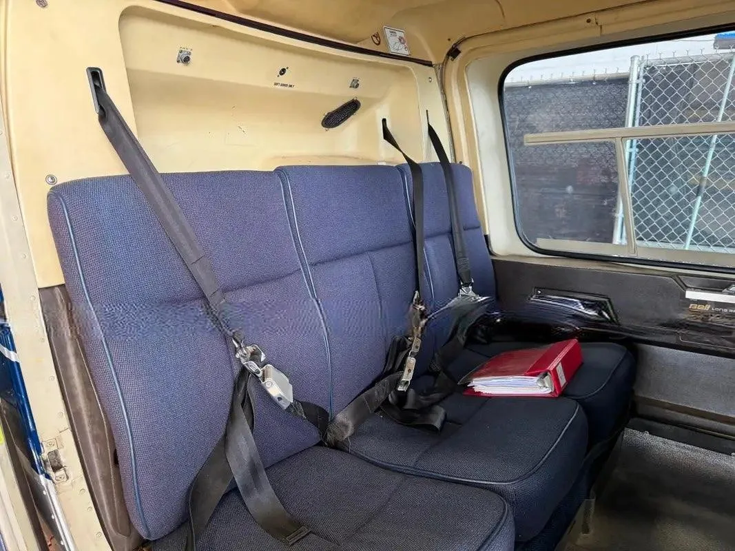 Cabin interior of a 1998 BELL 206L-4.
