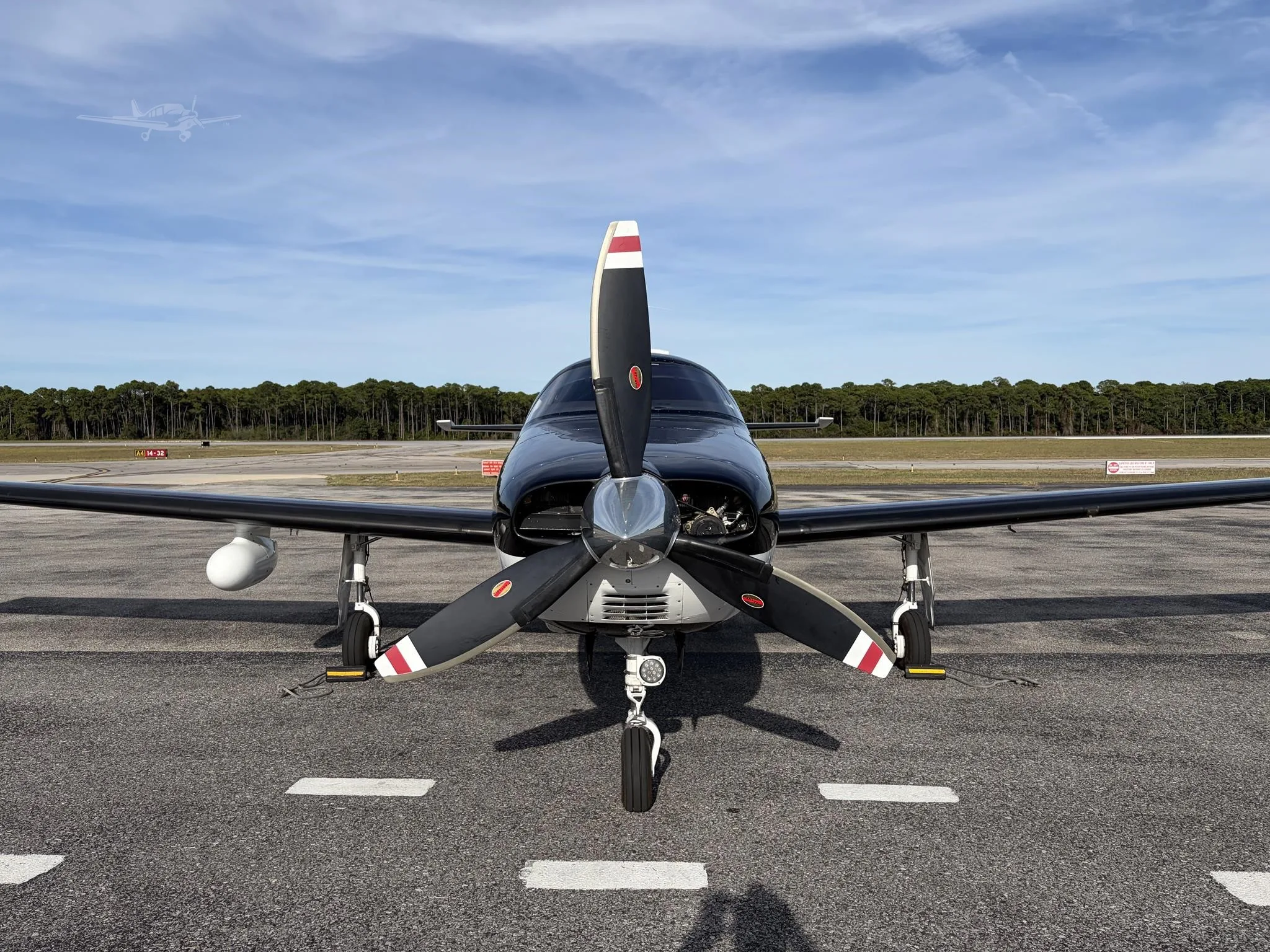 Exterior view of a 1997 PIPER MALIBU MIRAGE, N929RR.
