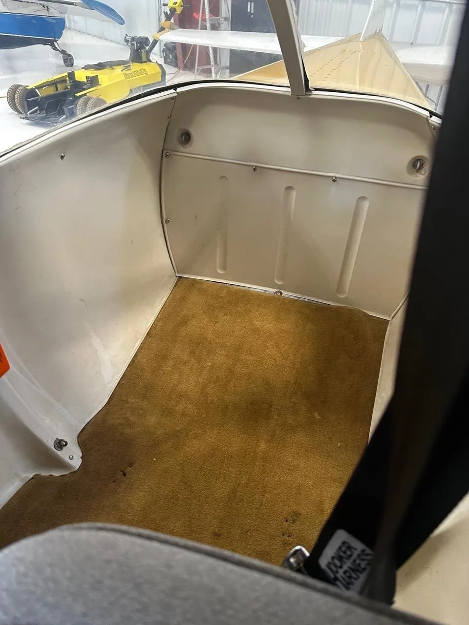 Cabin interior of a 1966 CESSNA 150.