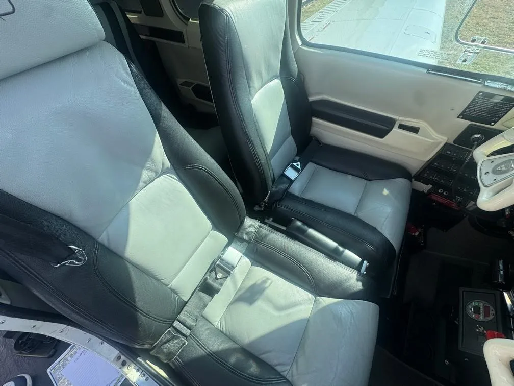 Cabin interior of a 1995 BEECHCRAFT B36TC BONANZA.