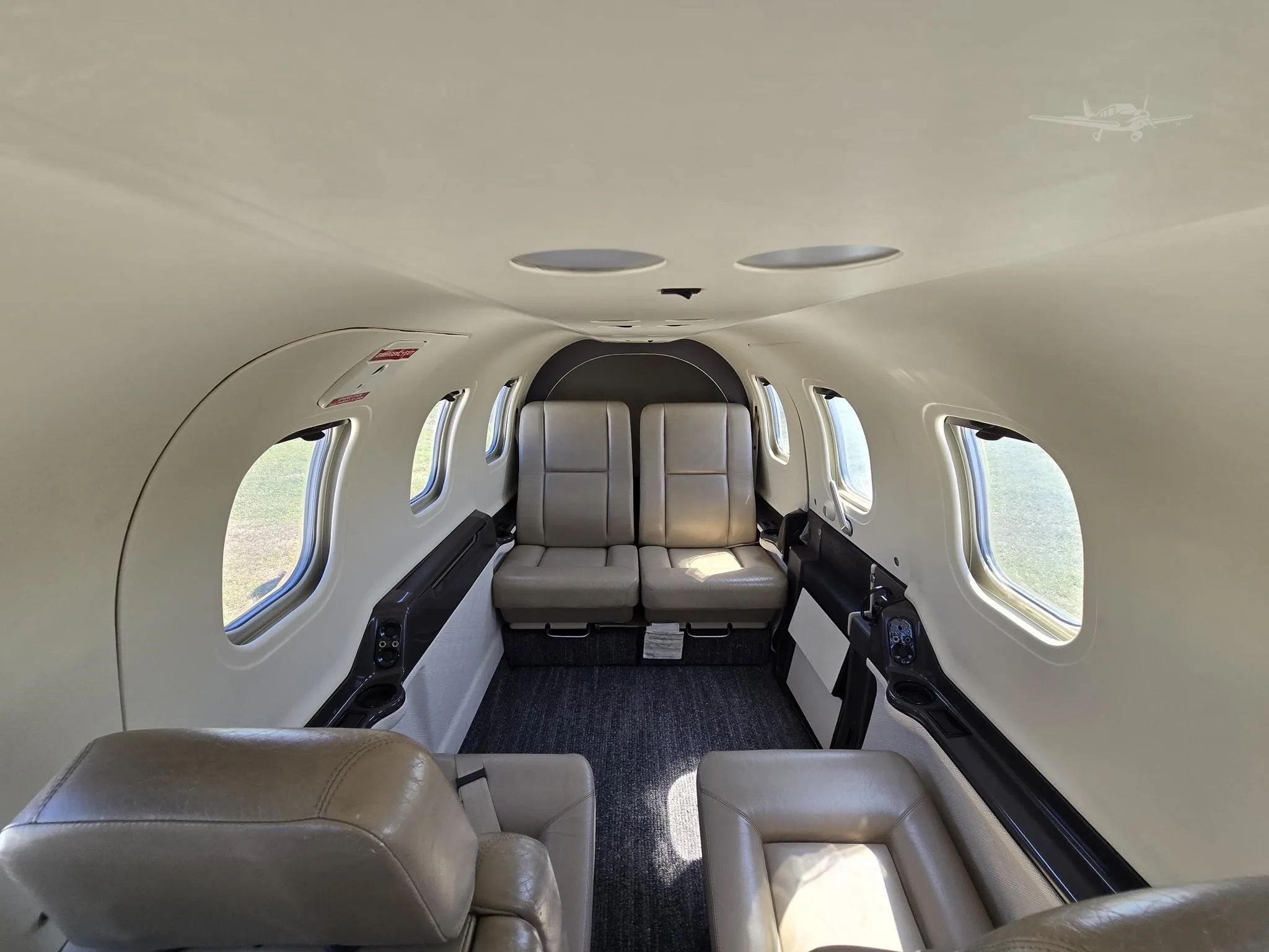Cabin interior of a 1996 DAHER TBM 700.