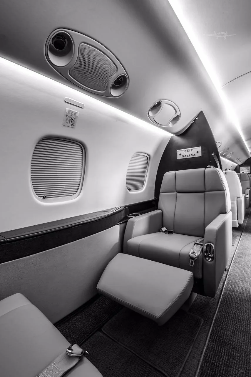 Cabin interior of a 2006 EMBRAER LEGACY 600.