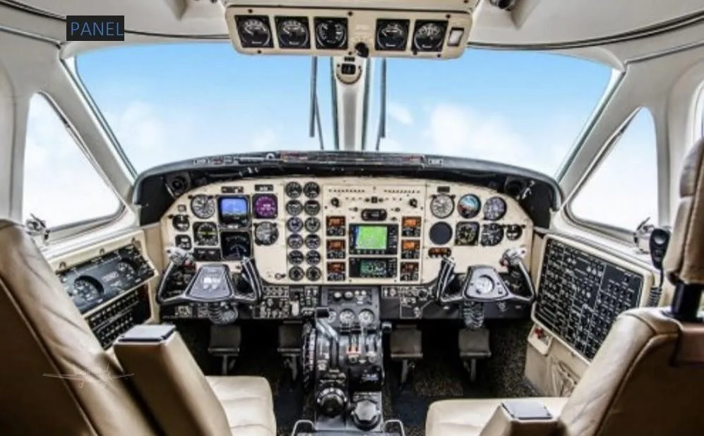 Cockpit and instrument panel of a 2005 BEECHCRAFT KING AIR C90B.