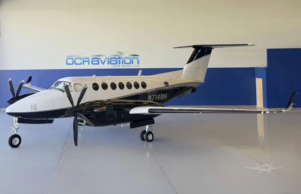 Exterior view of a 1991 BEECHCRAFT KING AIR 350, N714MH.