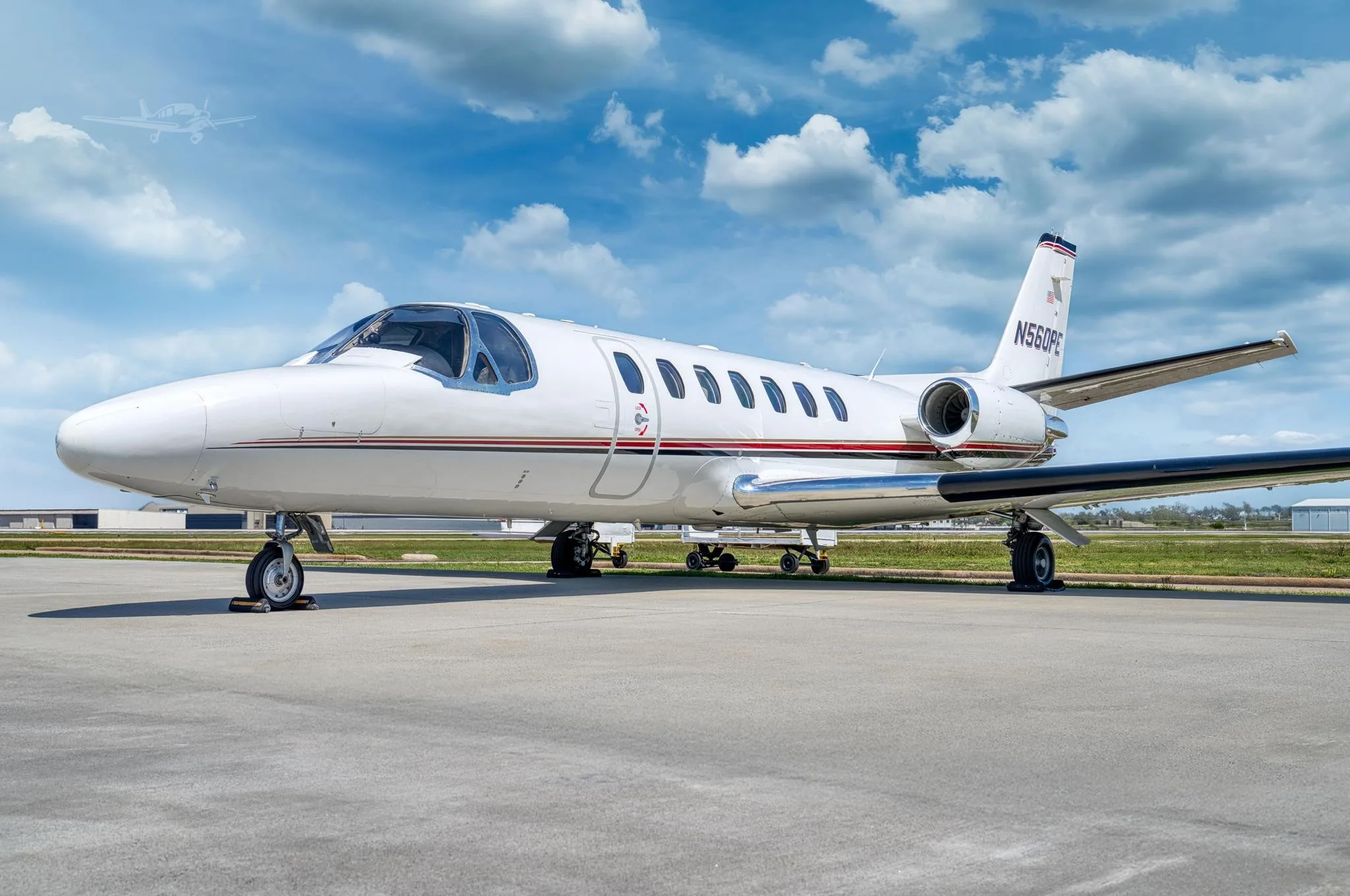 Exterior view of a 1996 CESSNA CITATION V ULTRA, N560PE.