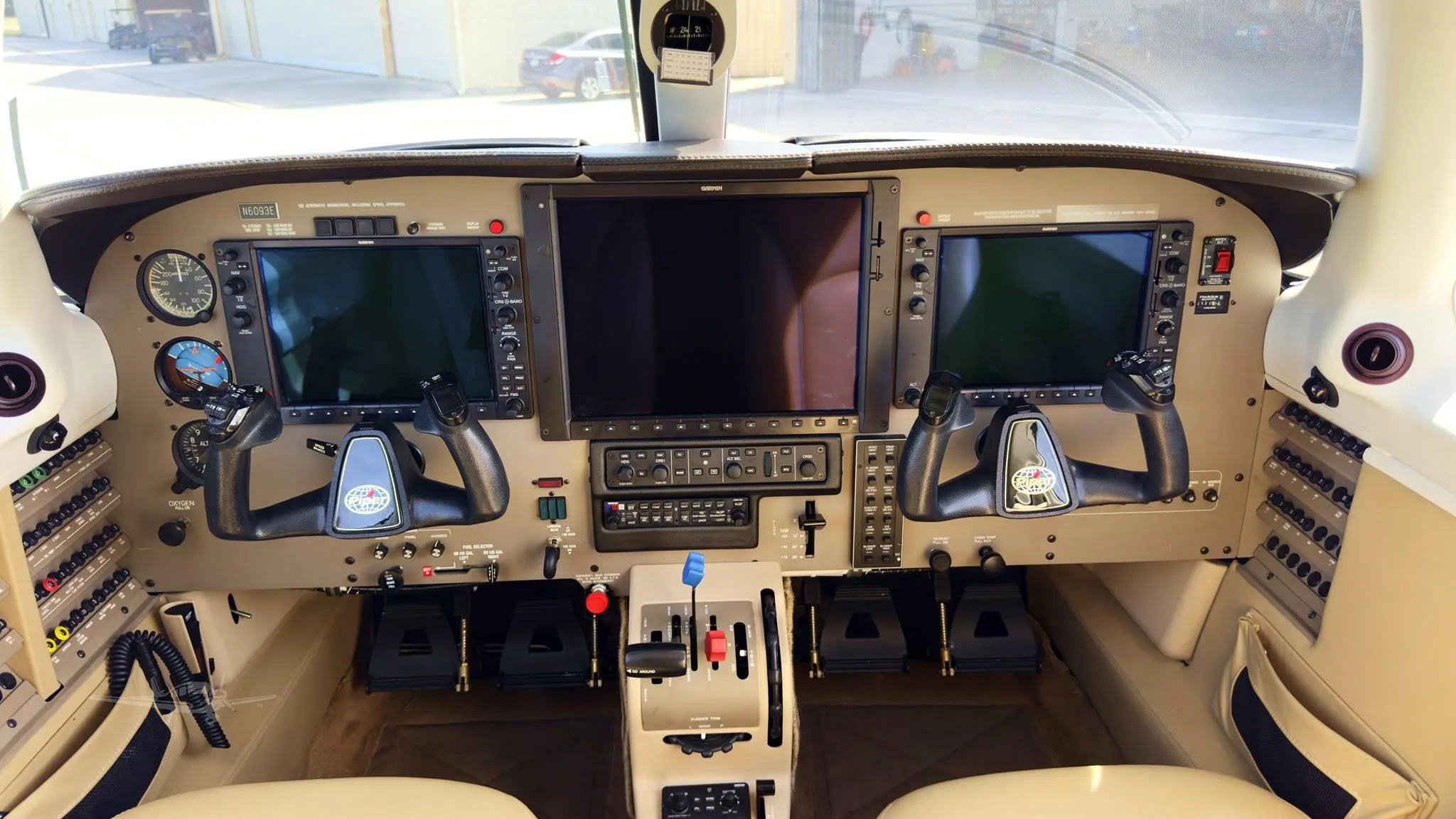 Cockpit and instrument panel of a 2010 PIPER MALIBU MATRIX.