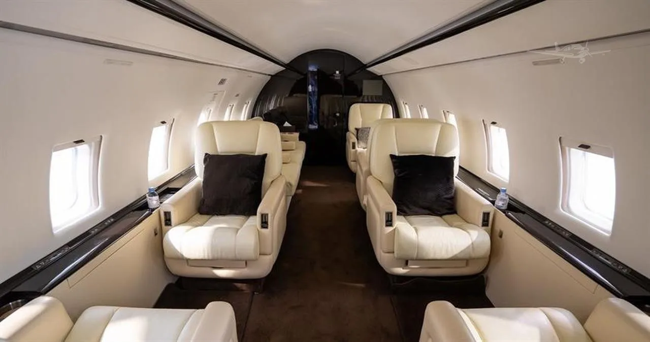 2001 Bombardier Challenger 604