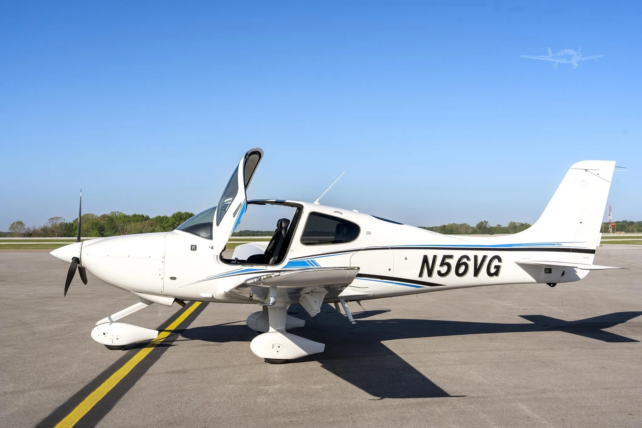 Exterior view of a 2020 CIRRUS SR20-G6, N56VG.