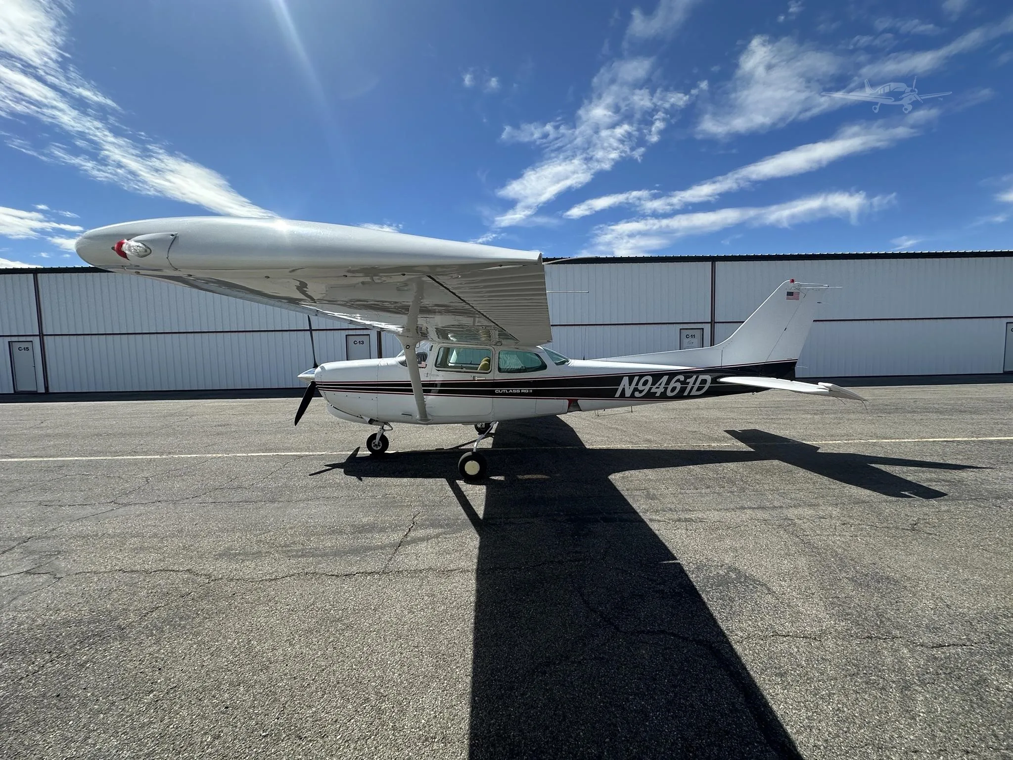 Exterior view of a 1984 CESSNA 172RG CUTLASS, N9461D.
