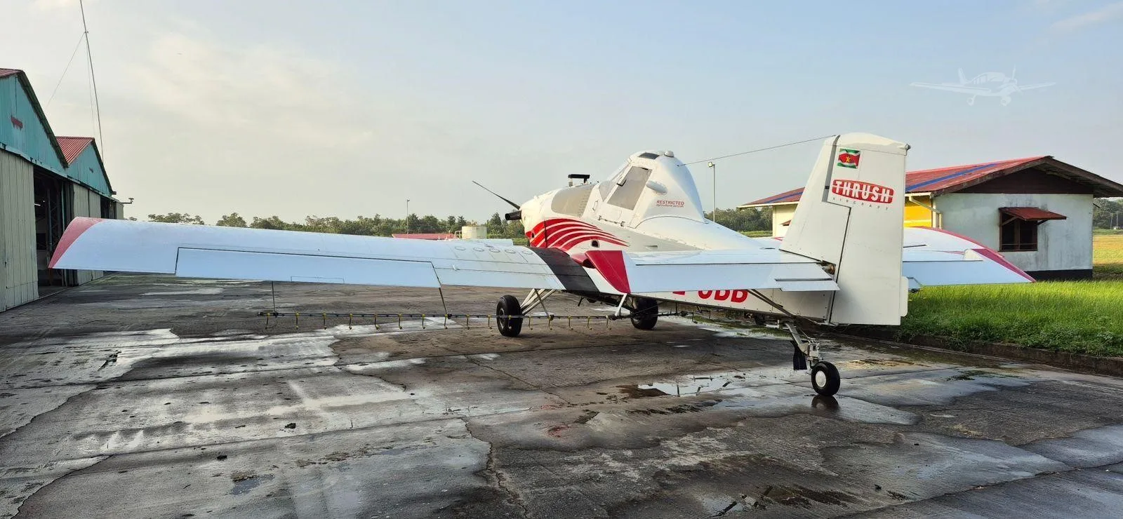 Exterior view of a 2017 THRUSH S2R-T34.