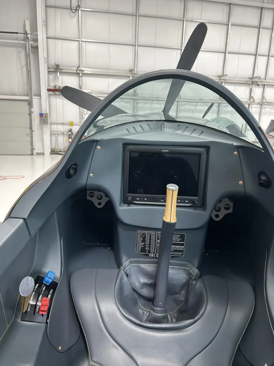 Cockpit and instrument panel of a 2024 GAME COMPOSITES GB1 GAMEBIRD.