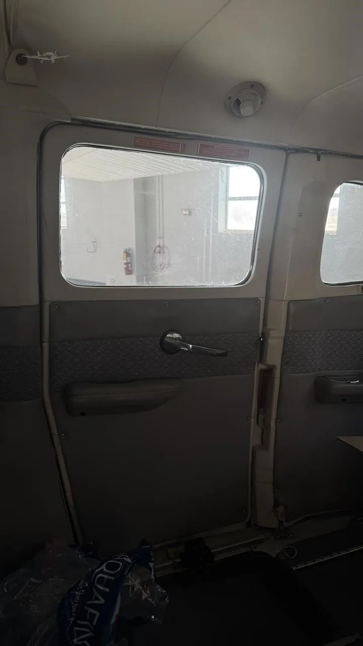 Cabin interior of a 1986 CESSNA U206G STATIONAIR.