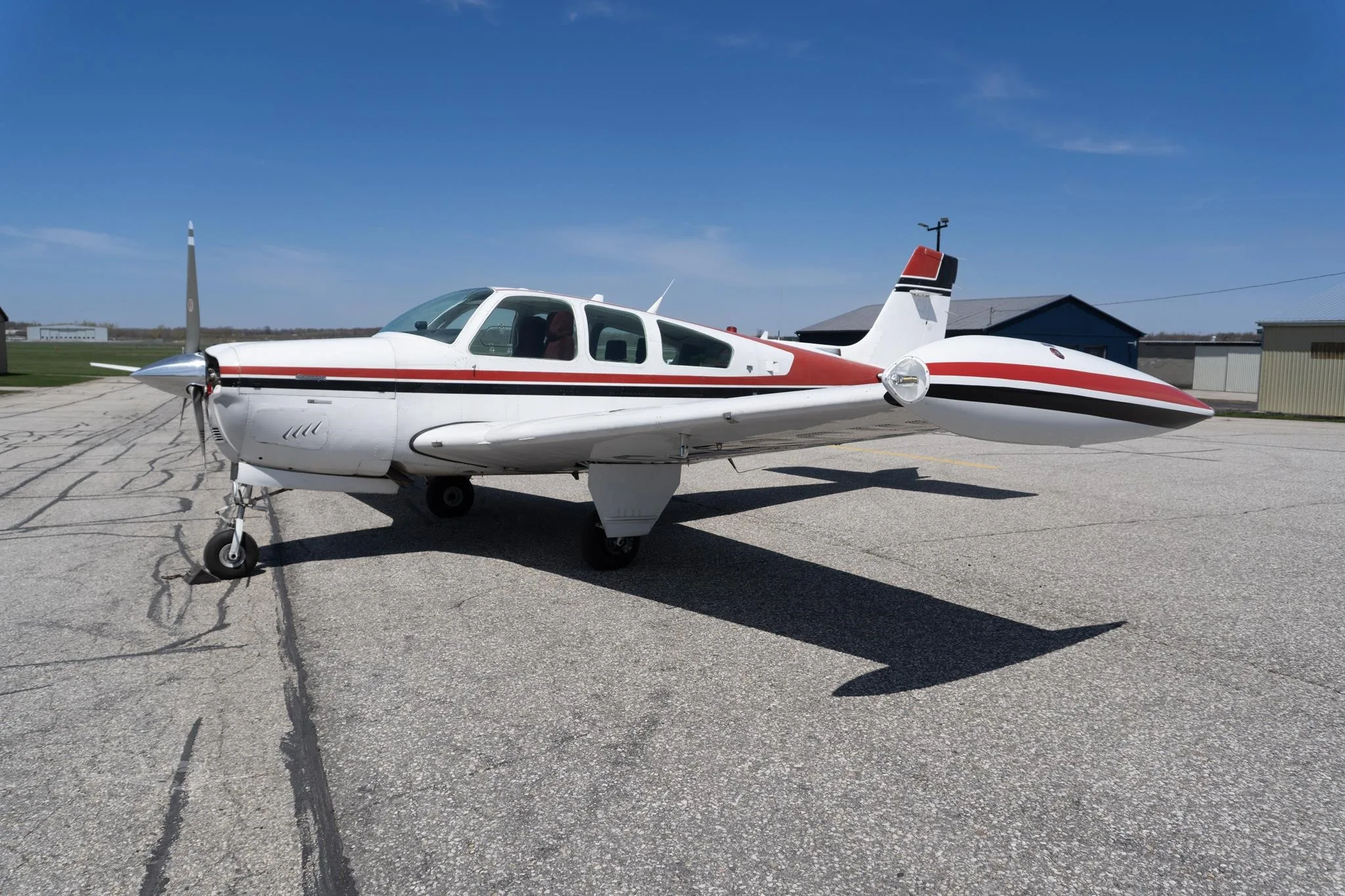 Exterior view of a 1992 BEECHCRAFT F33A BONANZA, C-GSCW.