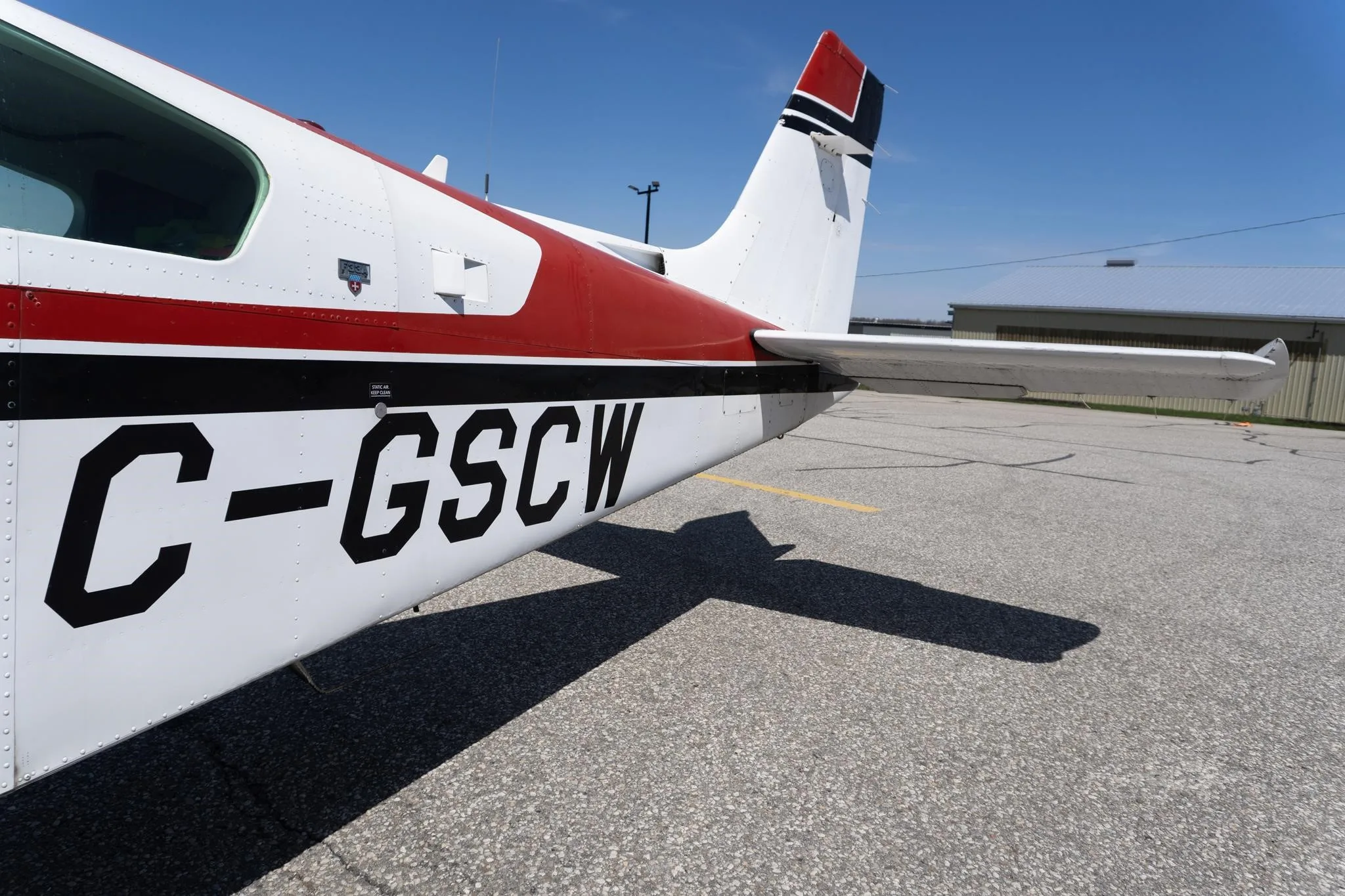 Exterior view of a 1992 BEECHCRAFT F33A BONANZA, C-GSCW.