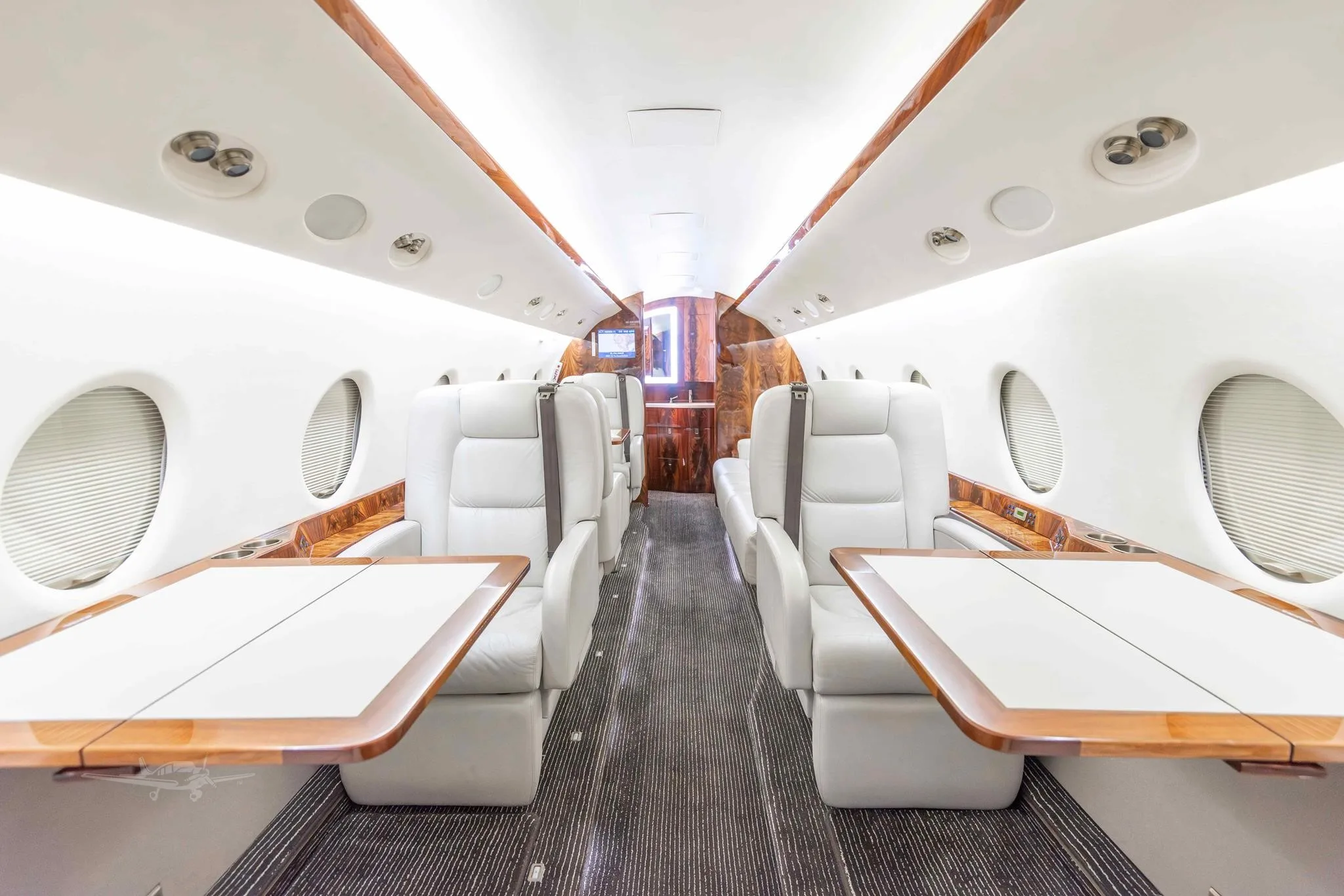 Cabin interior of a 2001 GULFSTREAM G200.