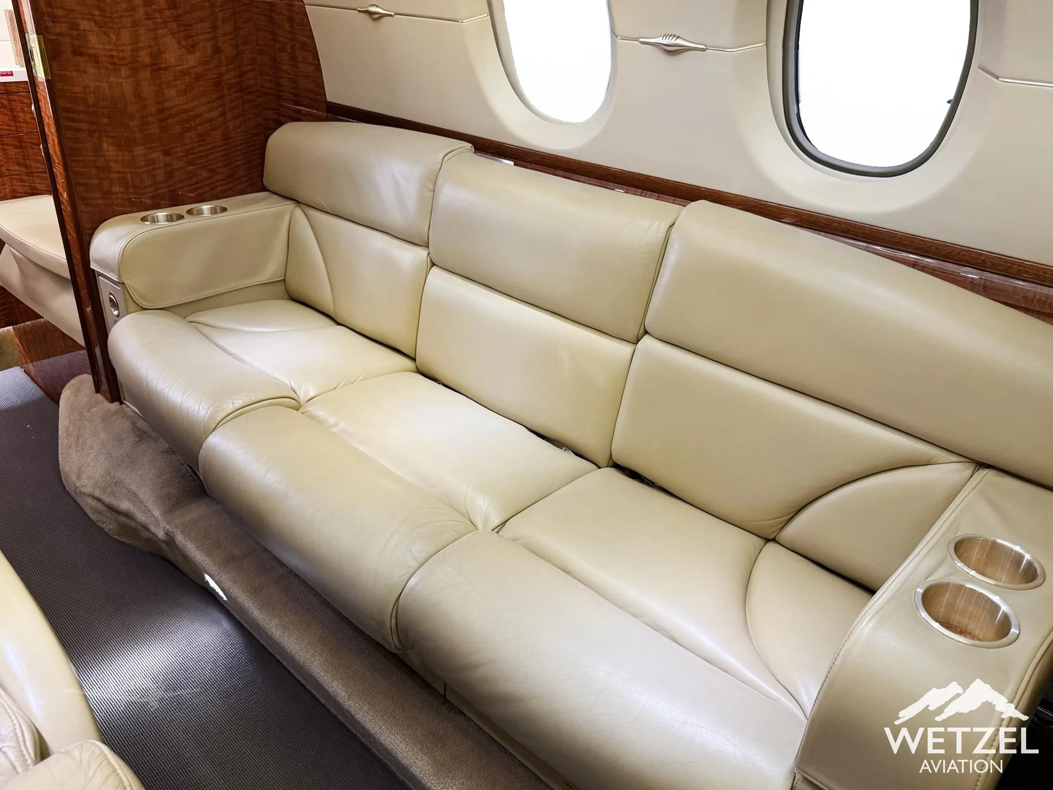 2009 Hawker 900XP