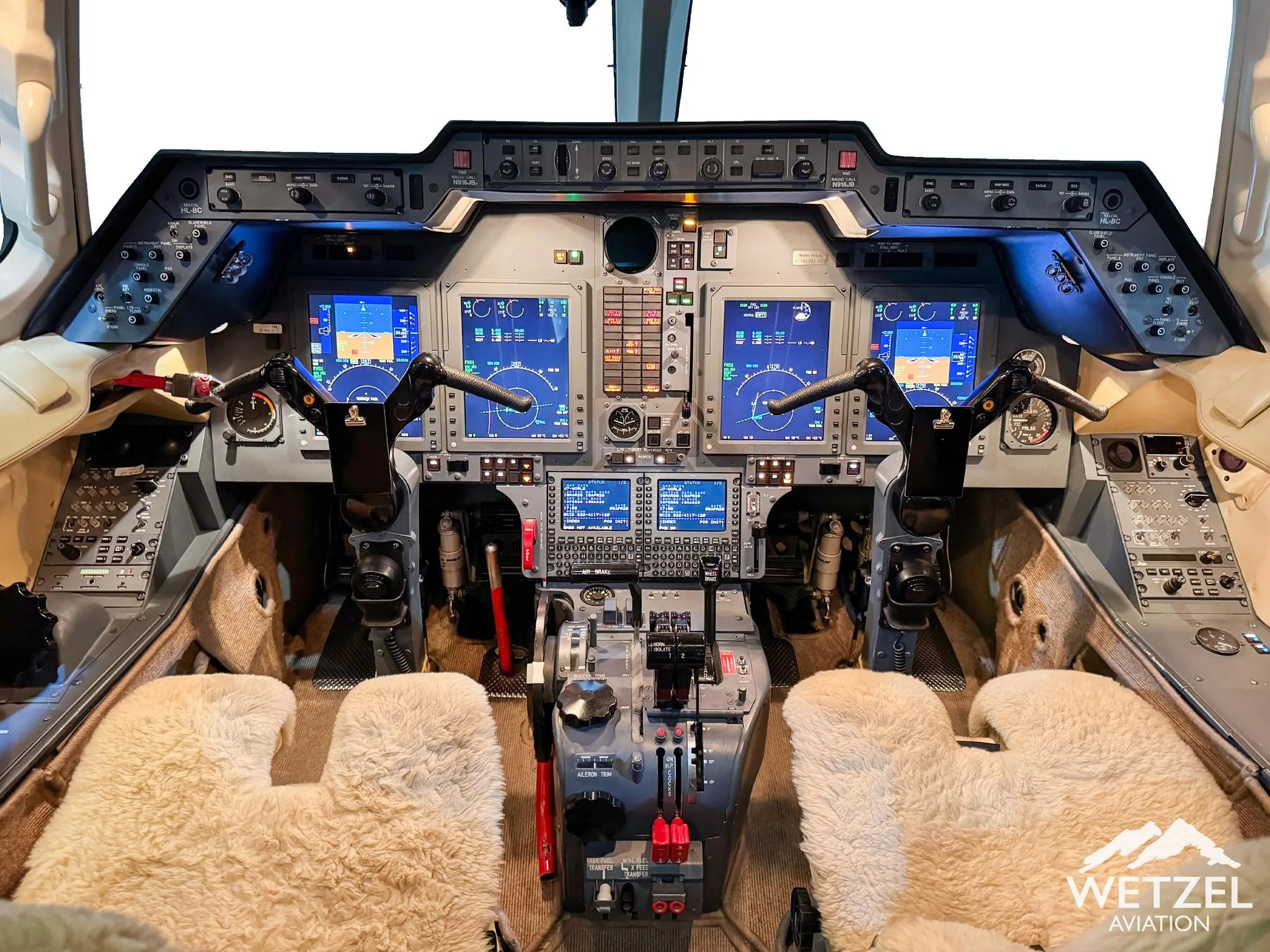 2009 Hawker 900XP