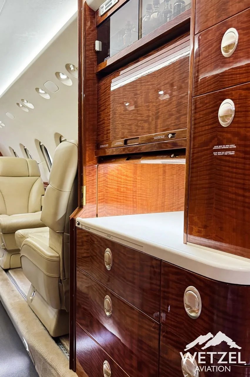 2009 Hawker 900XP