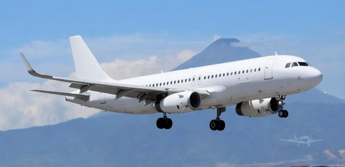 2015 AIRBUS A320