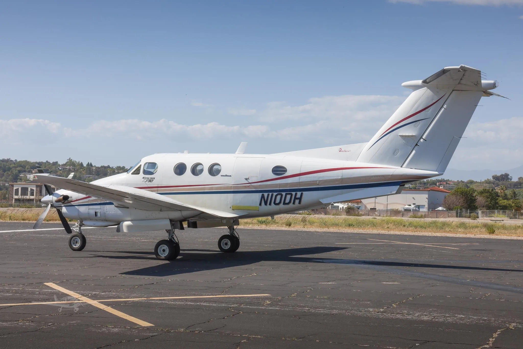 Exterior view of a 1981 BEECHCRAFT KING AIR F90, N10DH.