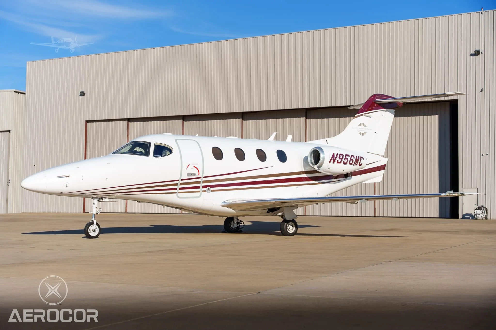 Exterior view of a 2006 BEECHCRAFT PREMIER IA, N956MC.
