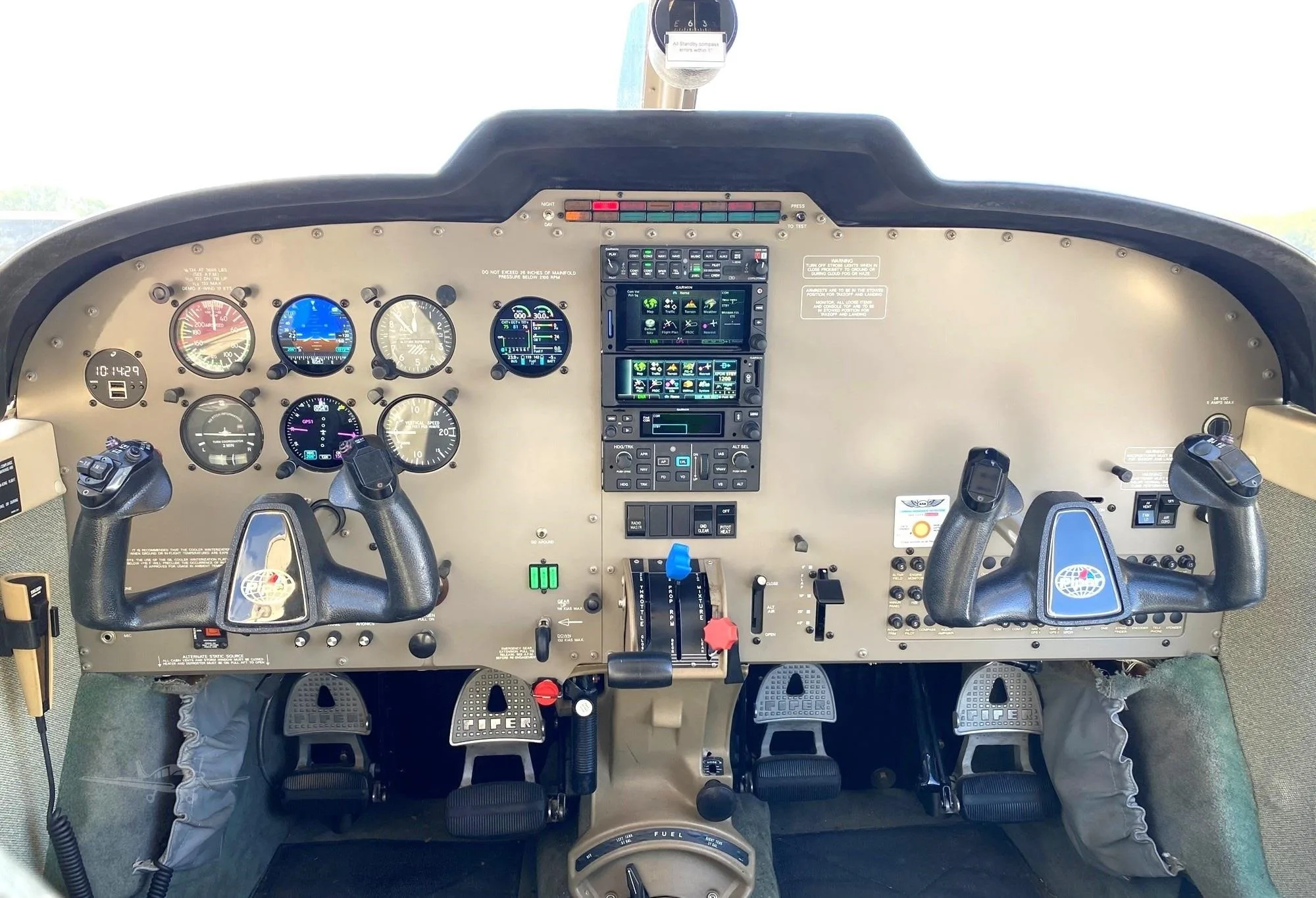 2000 Piper T Saratoga