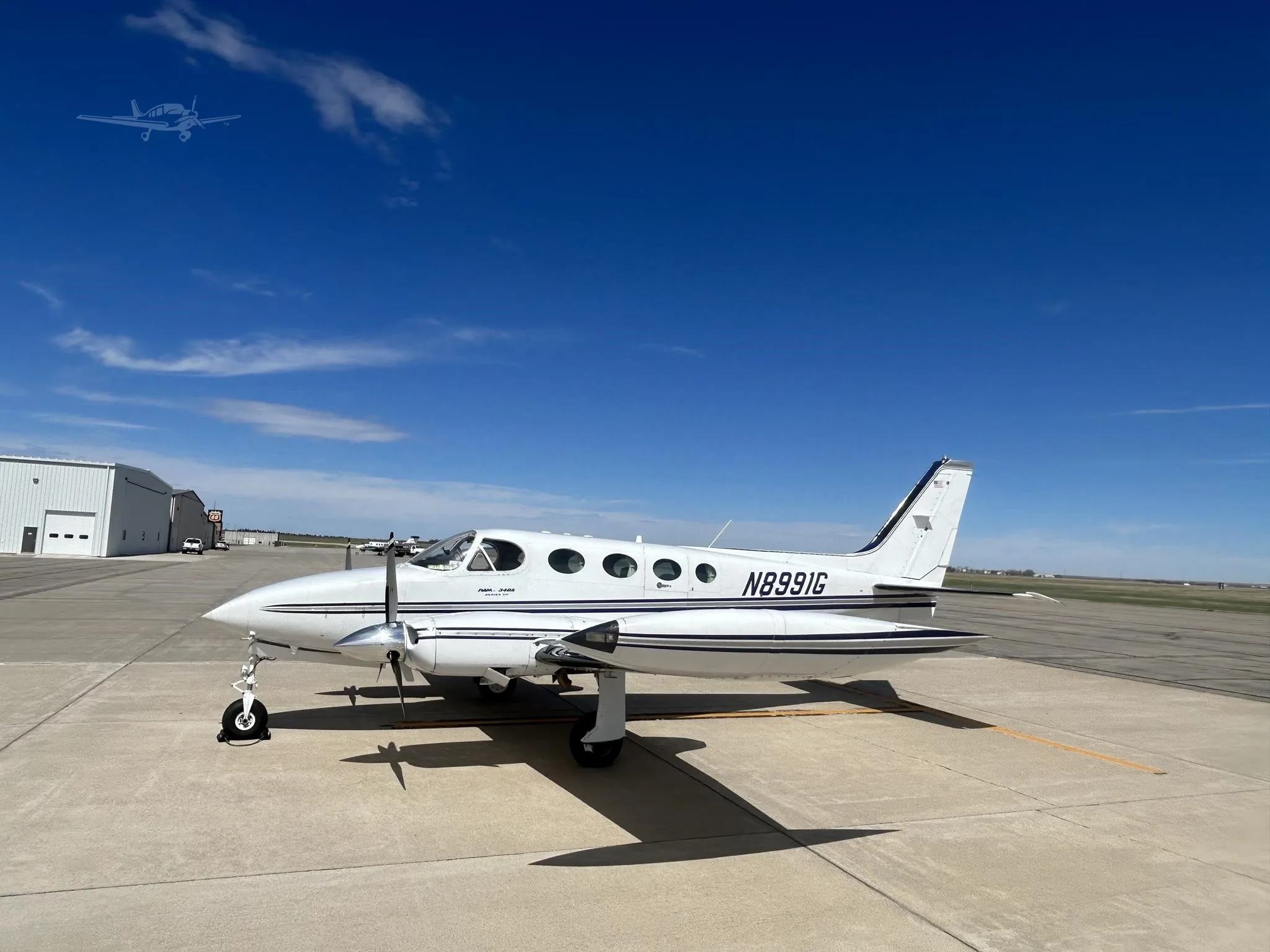Exterior view of a 1977 CESSNA 340A.