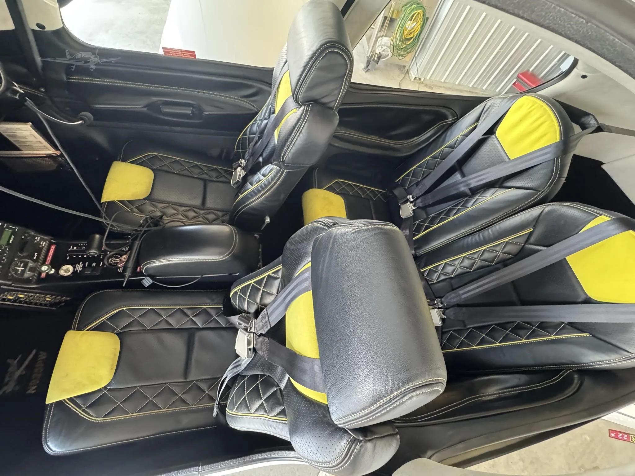 2001 Cirrus SR22
