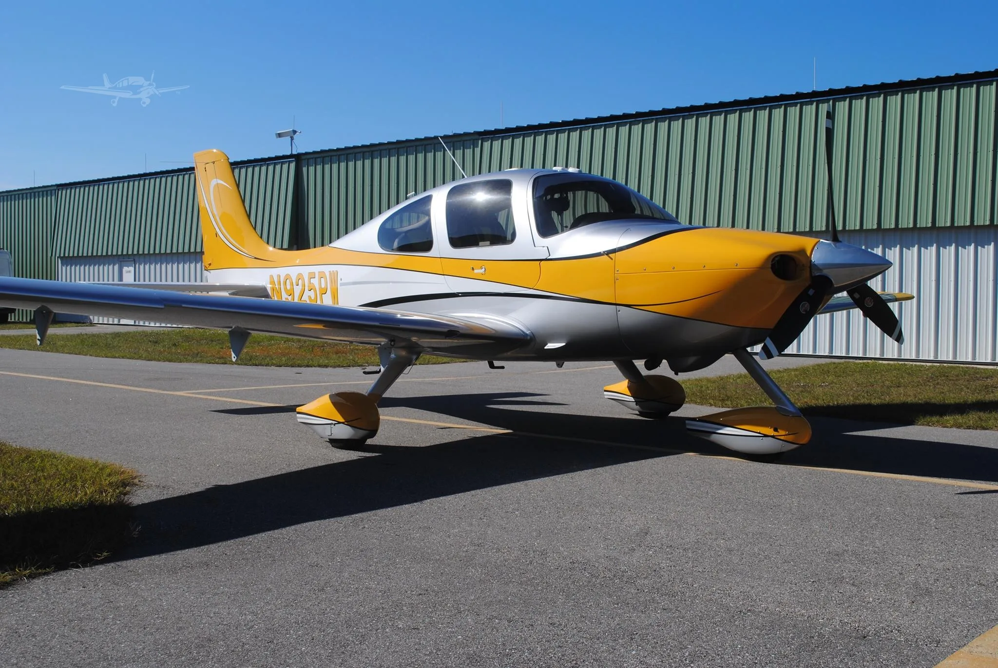 2001 Cirrus SR22