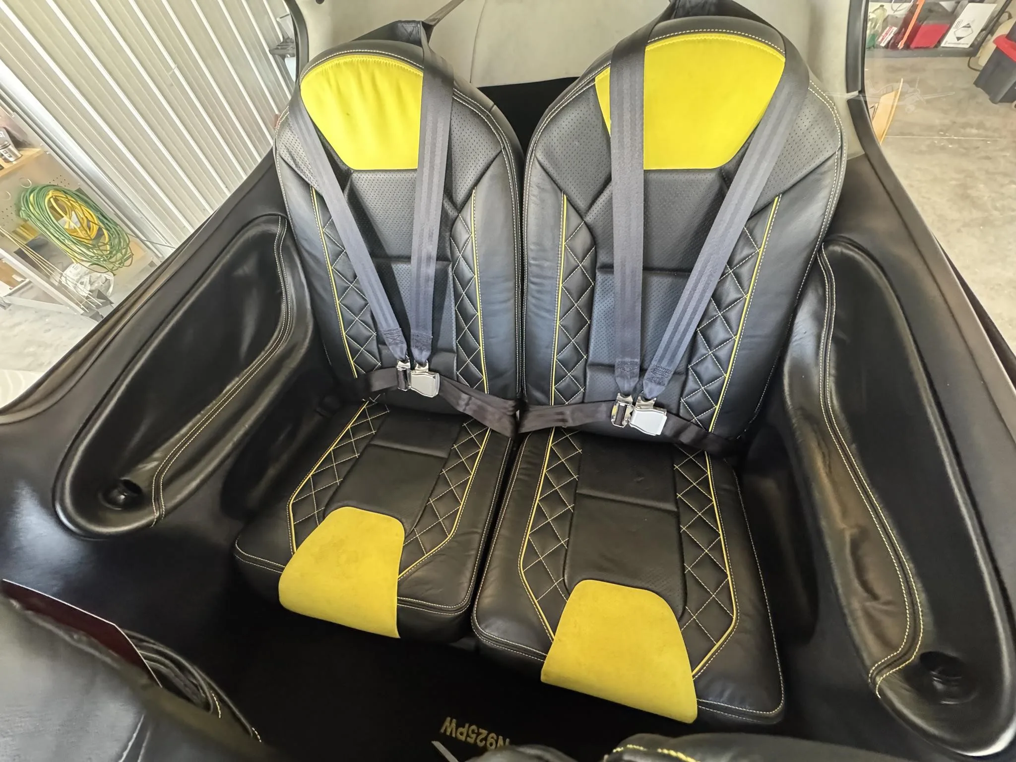 2001 Cirrus SR22