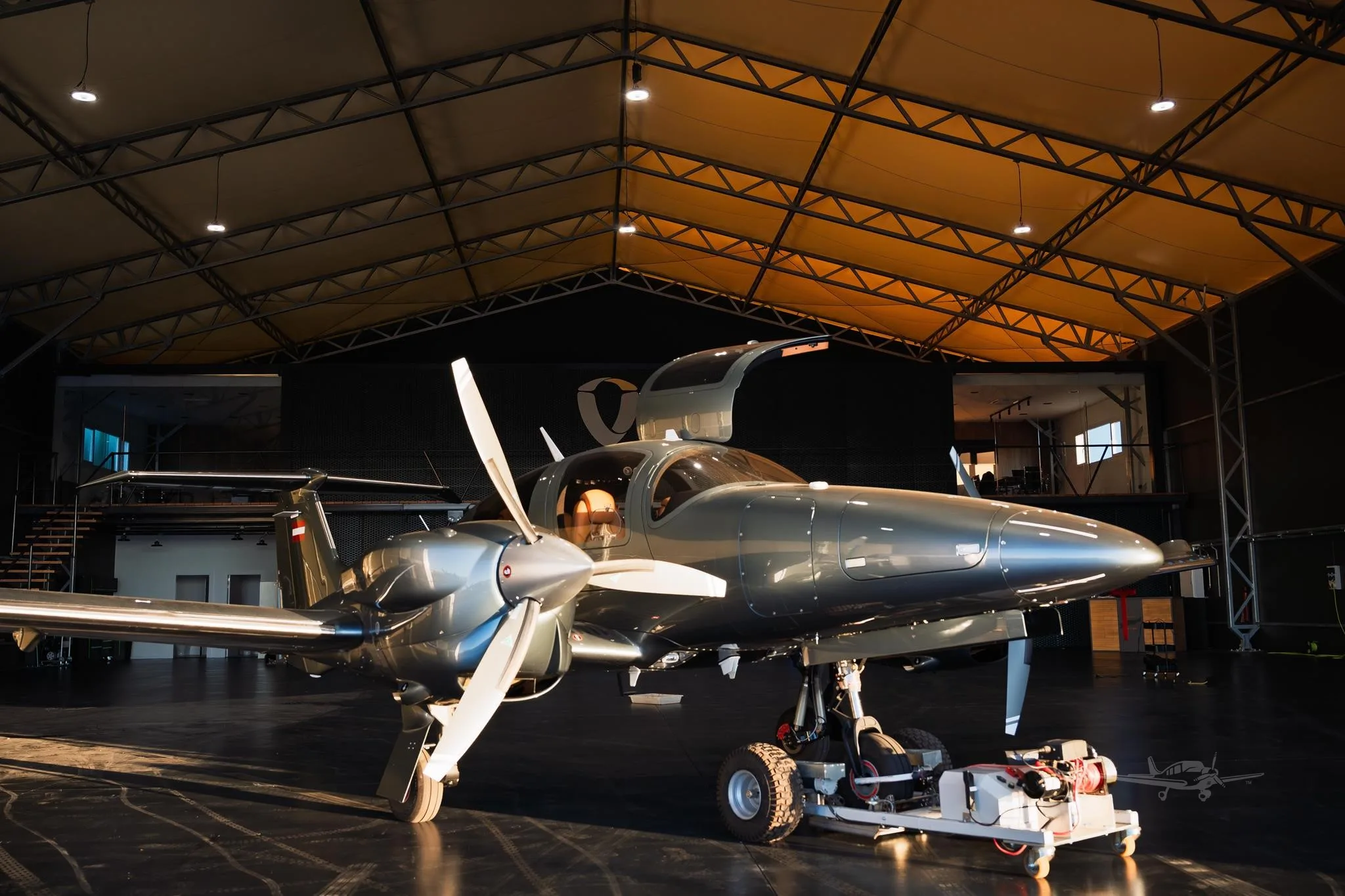 2025 Diamond DA62