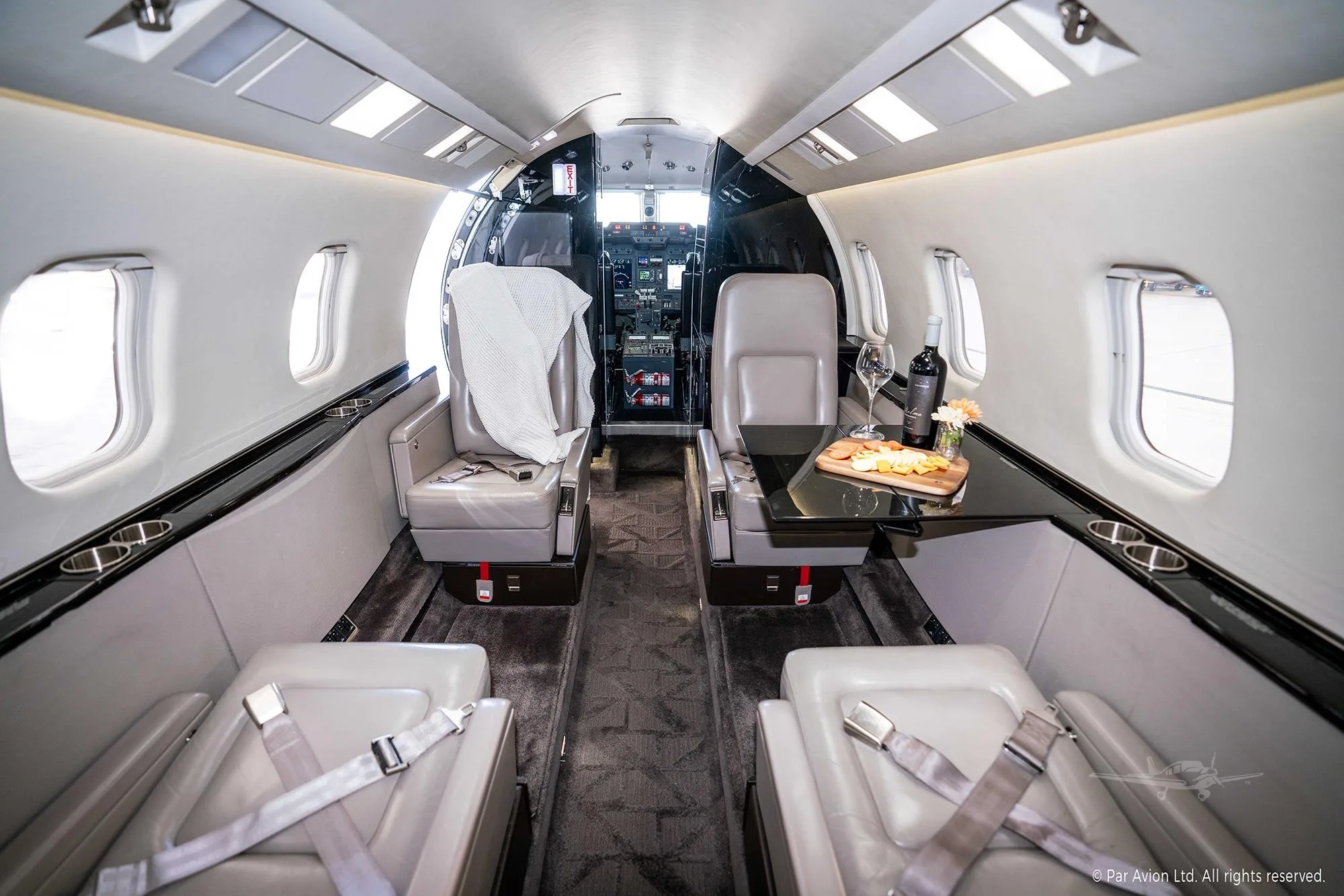 Cabin interior of a 2009 LEARJET 60XR.