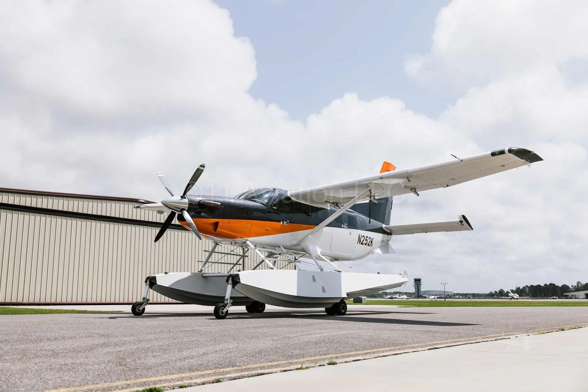 Exterior view of a 2014 DAHER KODIAK 100, N252K.