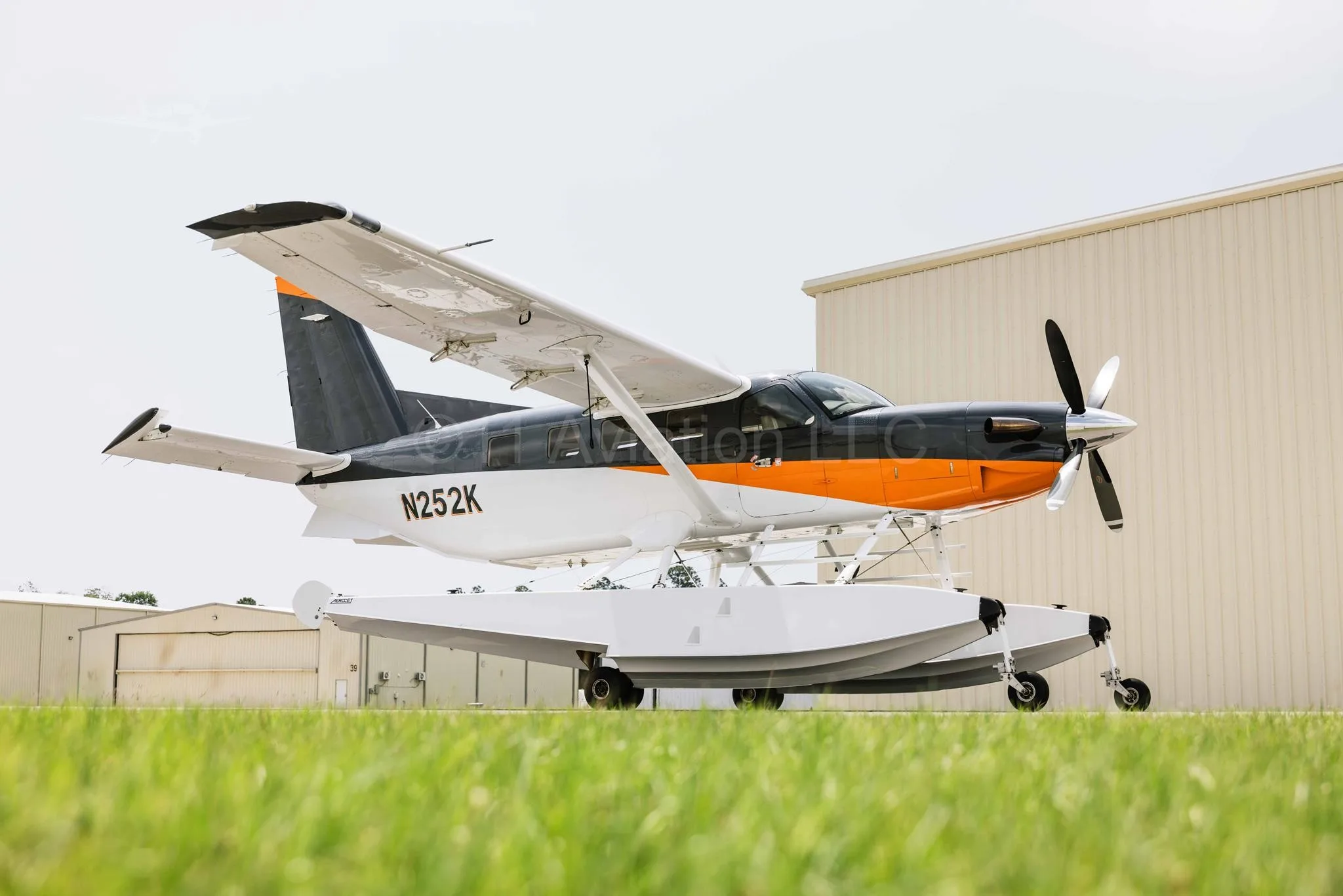 Exterior view of a 2014 DAHER KODIAK 100, N252K.