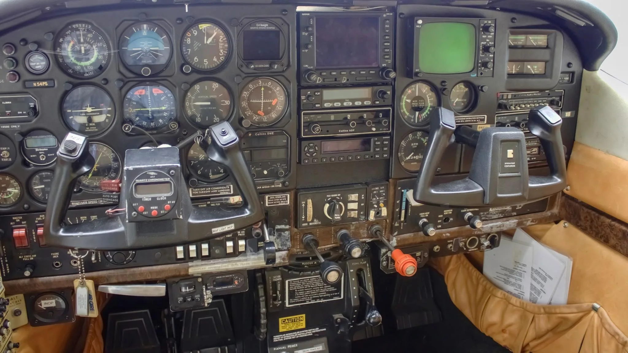 Cockpit and instrument panel of a 1980 CESSNA P210N.