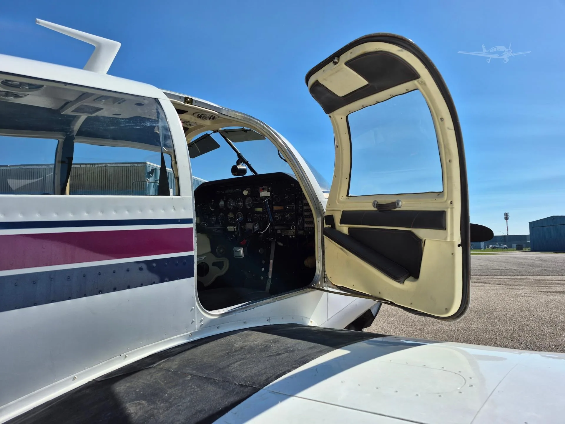 Cockpit and instrument panel of a 1977 MOONEY M20J.