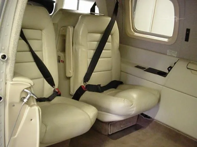 Cabin interior of a 1985 PIPER MALIBU.
