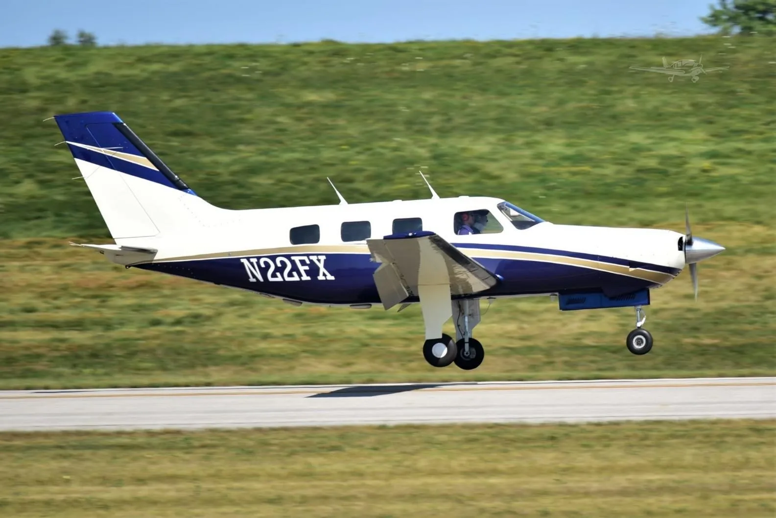 Marketing image of a 1985 PIPER MALIBU.
