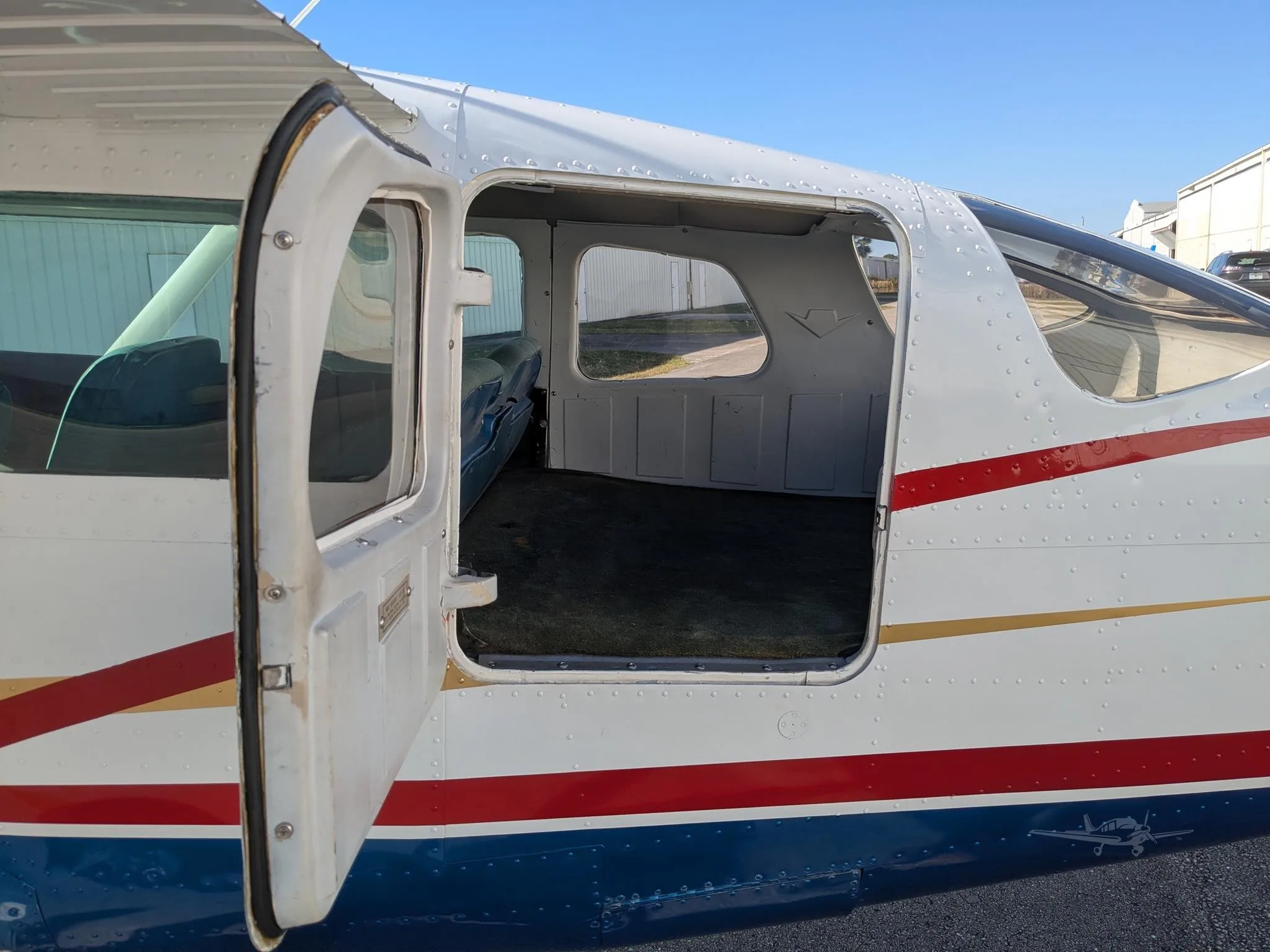 Exterior view of a 1962 CESSNA 210, N9683X.