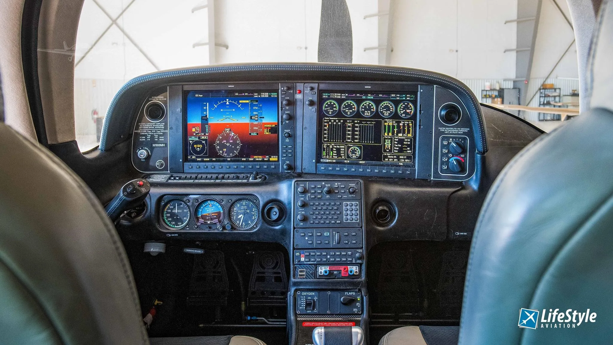 Avionics suite of a 2013 CIRRUS SR22-G5 TURBO.
